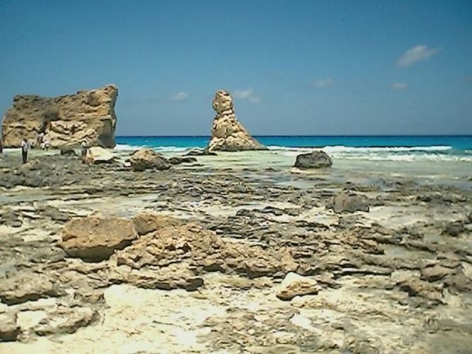 شاطئ كليوباترا في مطروح - مصر