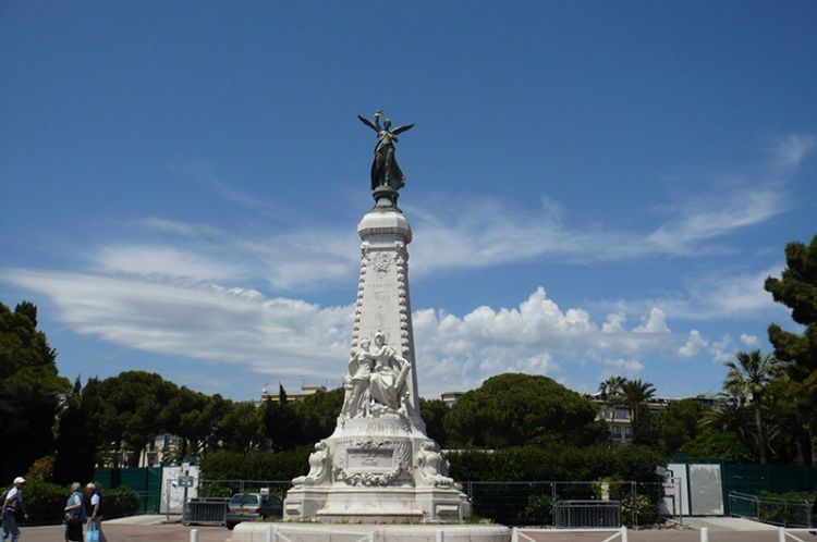 ‫النصب المئوية - Monument du Centenaire‬ في نيس