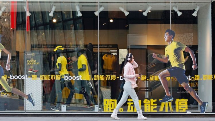 سوق الأحذية الرياضية‫ في هونج كونج - الصين‬