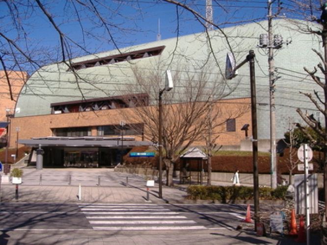 مركز علوم يوكوهاما