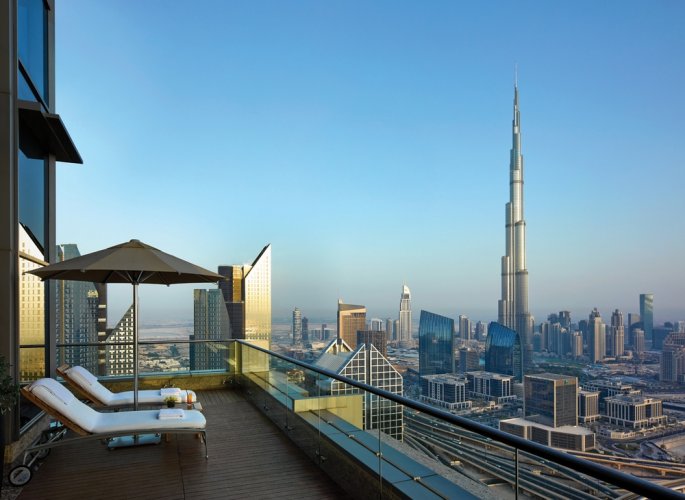 فنادق روف وسط دبي