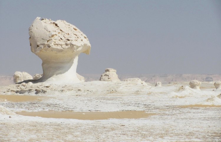 الصحراء البيضاء في مصر