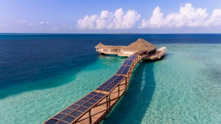 الإقامة في منتجع هوراوالهي في جزر المالديف