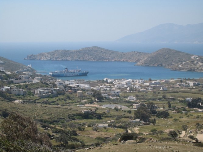 جزيرة إيوس
