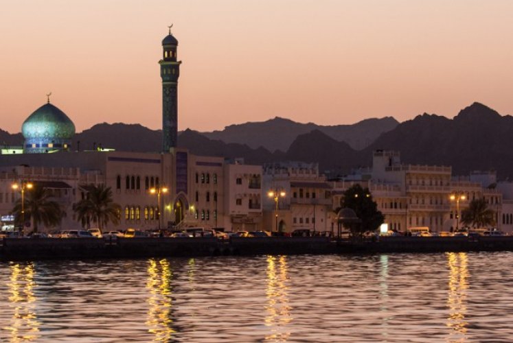  السفر الى عمان