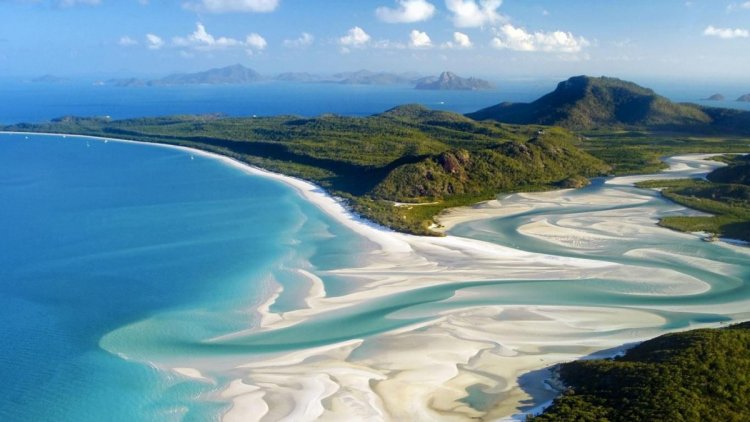 شاطئ الجنة البيضاء في استراليا 