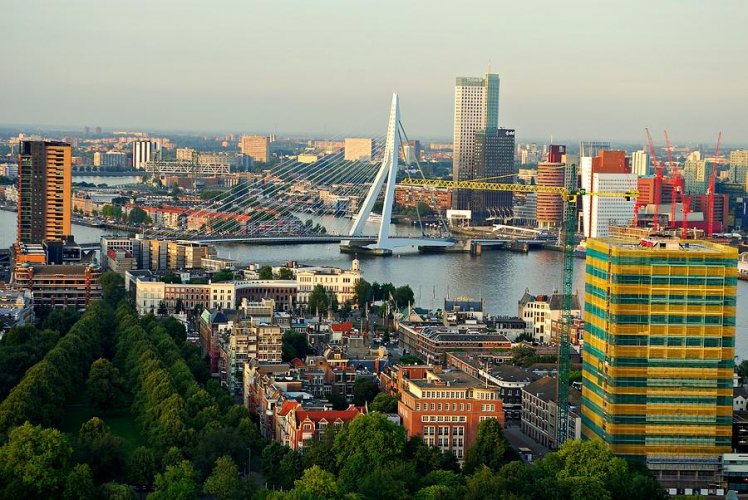 مدينة روتردام في هولندا