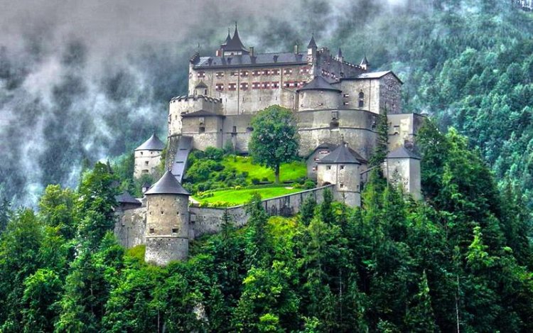 قلعة سالزبورغ