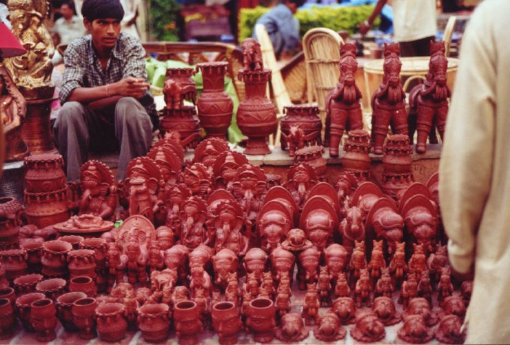 سوق دلي هات في نيودلهي