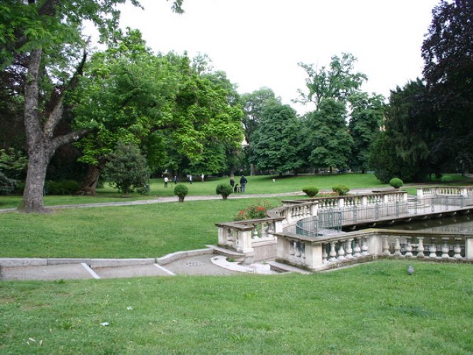 حديقة باسيليكاس في ميلانو