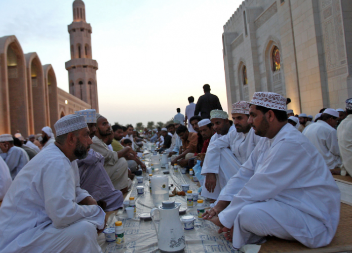 الإفطار في رمضان بسلطنة عمان