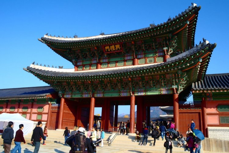 قصر تشانغدوك في سيول كوريا الجنوبية