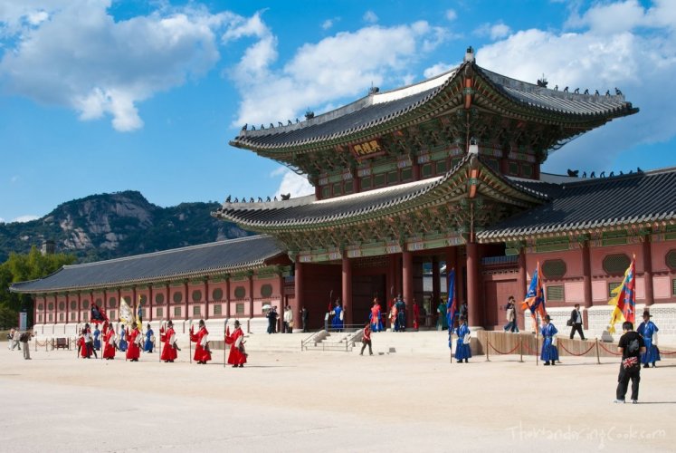 قصر جيونج بوك في سيول كوريا الجنوبية