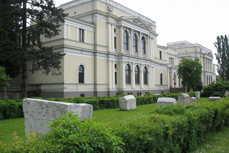 المتحف الوطني للبوسنة والهرسك