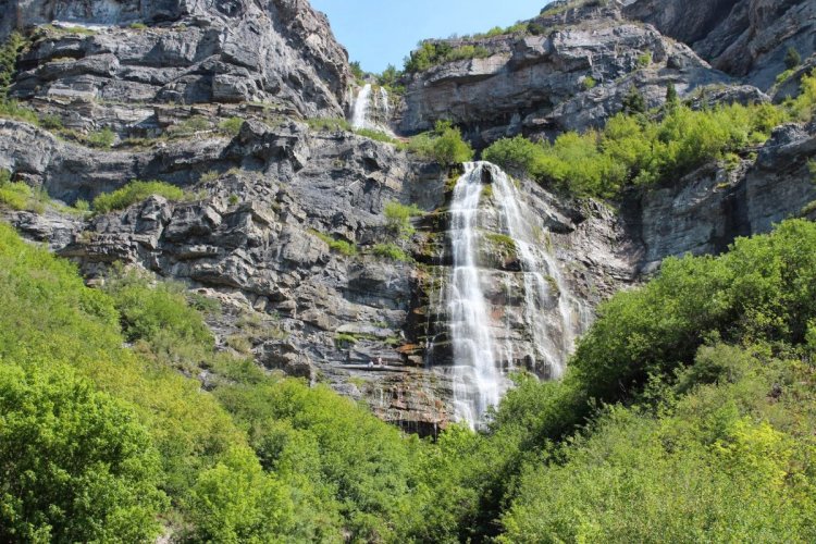 شلالات Bridal Veil