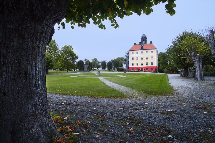 قصر سترومشولم في فيستيروس السويدية