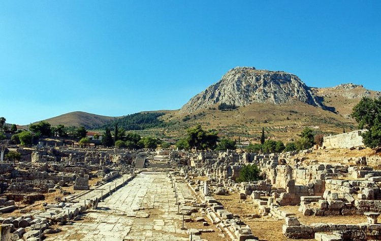 كورنث القديمة في مدينة كورنث اليونانية