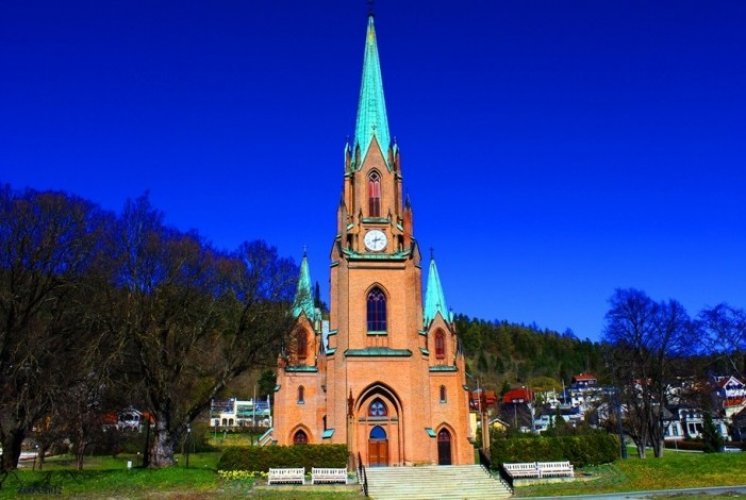 كنيسة براجنرس في مدينة درامن النرويج