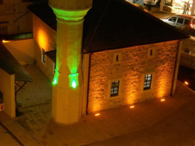 جامع حجي خلوصي بابا في مدينة فاتسا التركية
