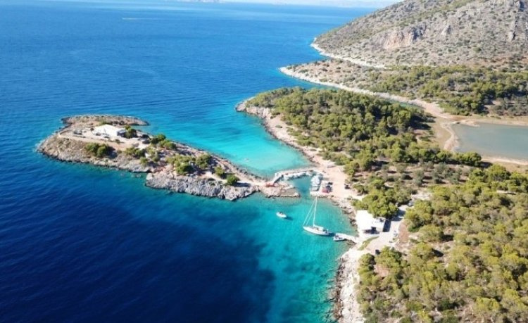 جزيرة اجيستري في اليونان