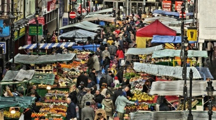 سوق شارع سري في كرويدون المملكة المتحدة