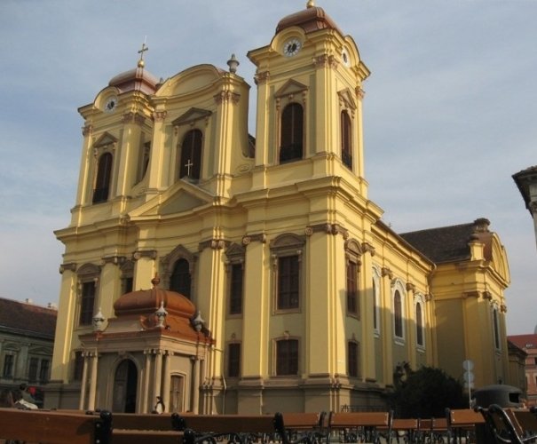 كاتدرائية سانت جورج في مدينة تيميشوارا رومانيا