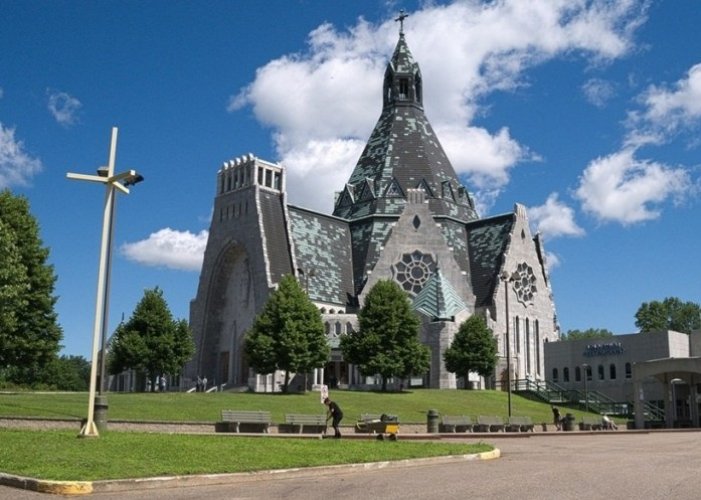 كنيسة نوتردام دو كاب في تروا ريفيير الكندية