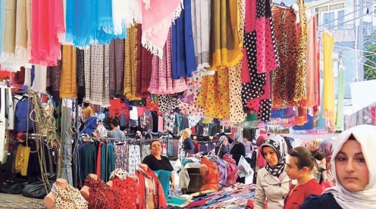 سوق الفاتح في تركيا
