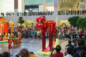 السائحين الصينيين