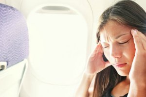 اعراض السفر بالطائرة