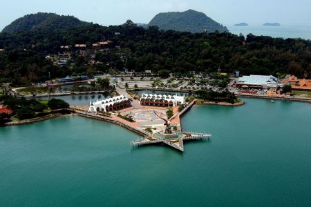 جزيرة لنكاوي في ماليزيا