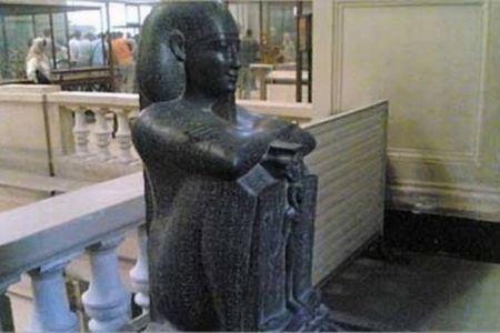 تمثال جد حر في محافظة القليوبية - مصر