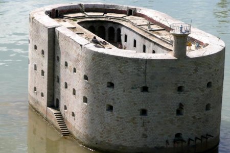 قلعة بويار