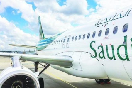 السعودية الخليجية توقع اتفاقا على شراء 16 طائرة بوينج 777