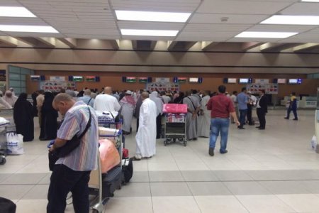 رئيس الطيران المدني يقر بوجود قصور كبير في خدمات مطار جدة