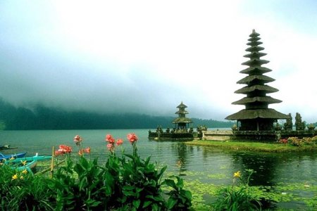 السفر إلى اندونيسيا
