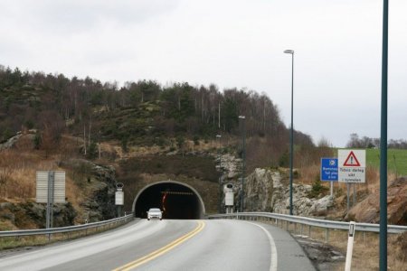 نفق Eiksund