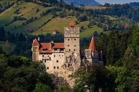 قلعة دراكولا في ترانسلفانيا رومانيا