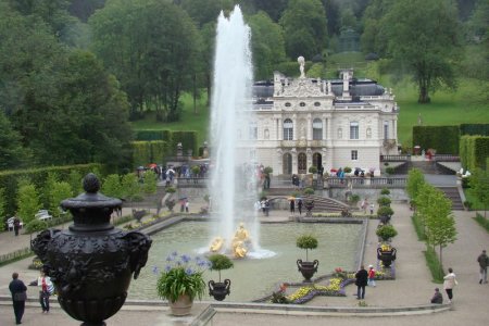 قصر ليندرهوف في ألمانيا