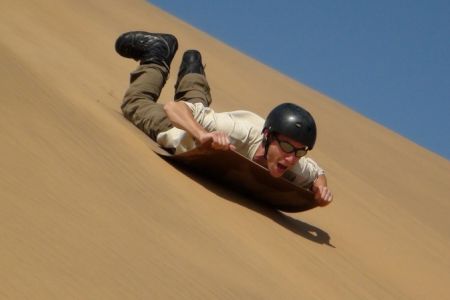 التزلج على الرمال والتطعيس في الرياض