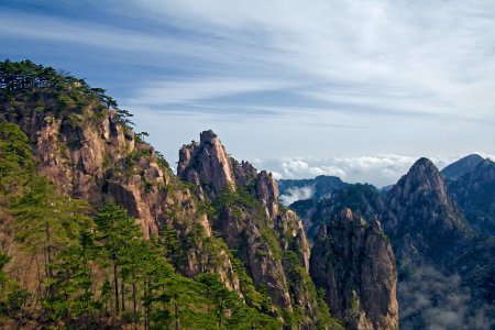 جبل هوانغشان في الصين 