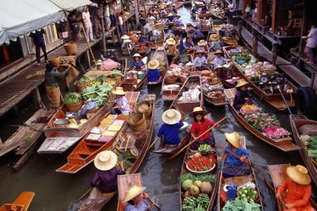 أحد الأسواق في تايلاند