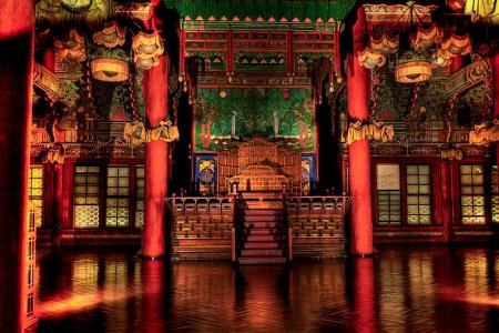 قصر تشانغدوك من الداخل 