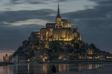 قلعة مونت سانت في فرنسا