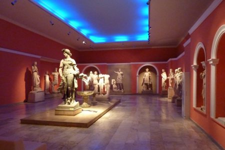 متحف أنطاليا الأثري في أنطاليا