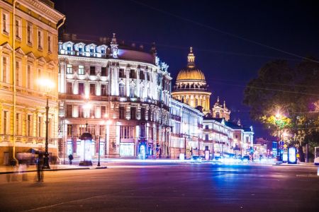 ‫شارع نيفسكي بروسبكت‬ - Nevsky Prospect في سانت بطرسبرغ