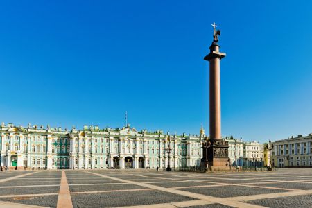 ساحة القصر في سانت بطرسبرغ