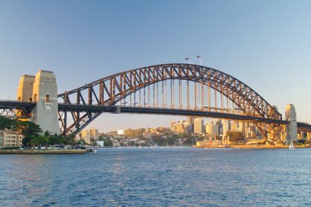 جسر ميناء سيدني في أستراليا
