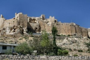 قلعة كاديفيكالي في مدينة إزمير