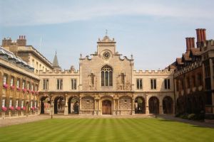 جامعة كامبريدج في المملكة المتحدة